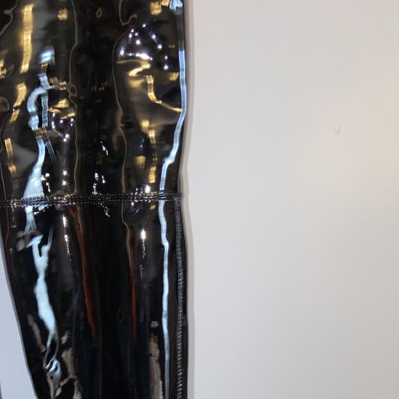 Thigh high heels - Picture 2 of 2